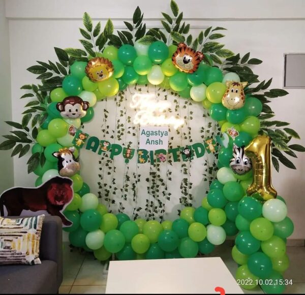 Jungle Birthday Theme Balloon Decoration