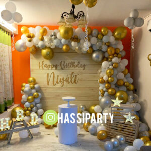 gold-and-silver-chrome-balloons-theme